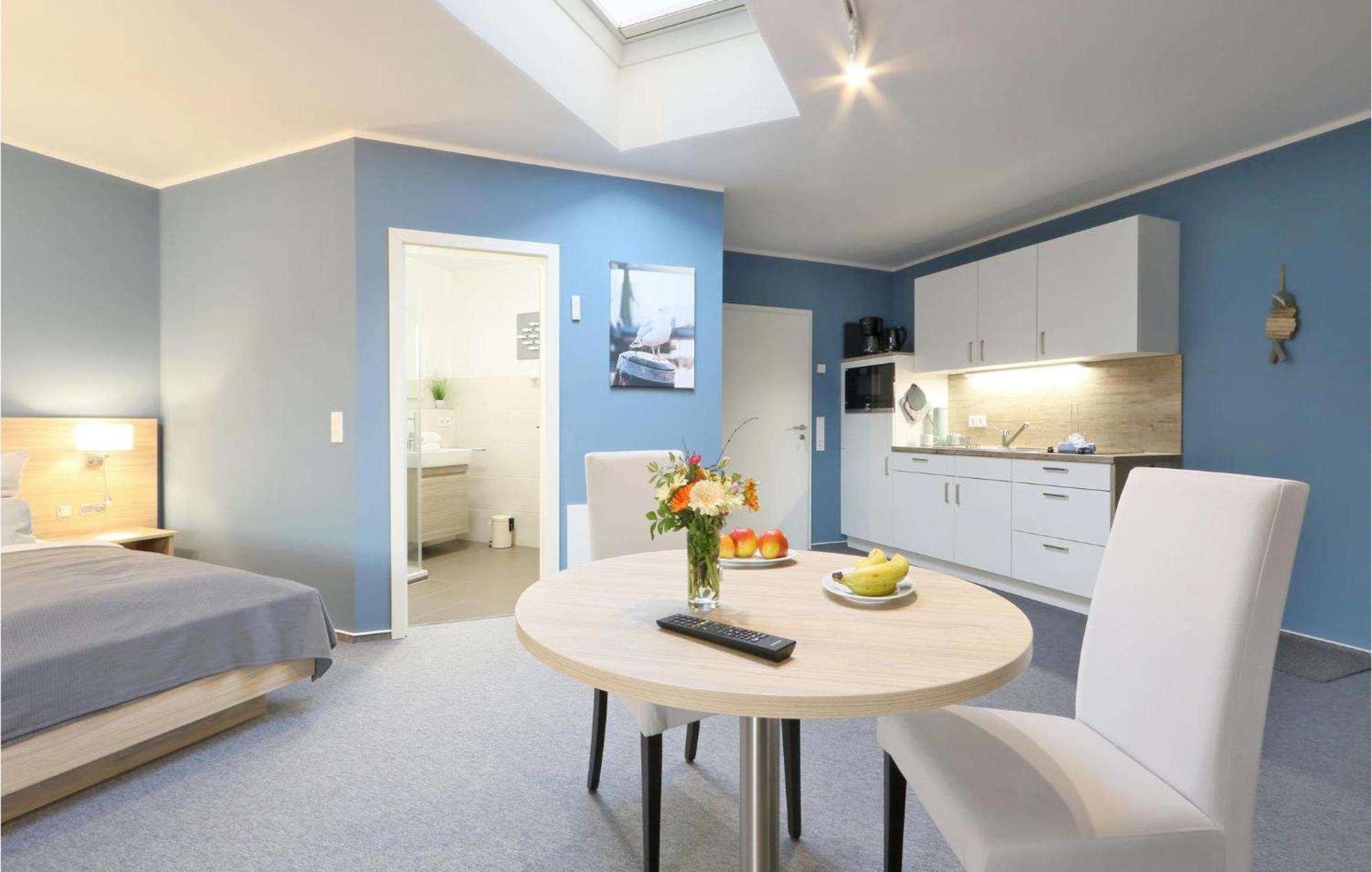 Gorgeous Apartment In Dagebuell With Kitchenette Exterior photo